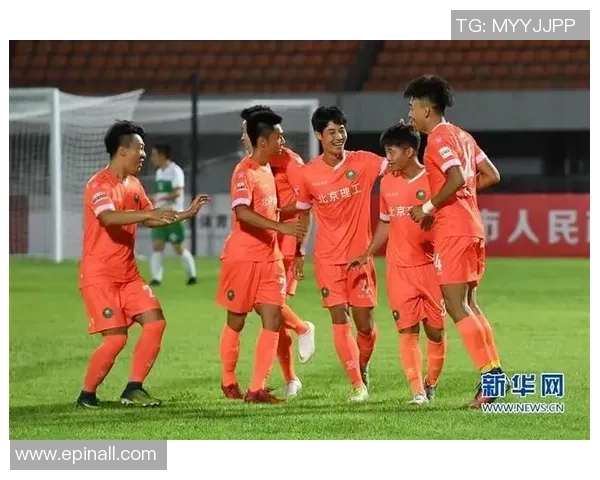 丑陋却闪耀的白人足球明星如何在绿茵场上逆袭成传奇